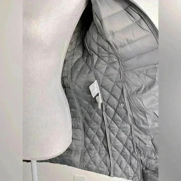 Michael Kors Women’s Packable Down Fill Puffer Coat Size XS - Picture 6 of 16